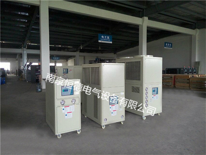 激光冷水機(jī)